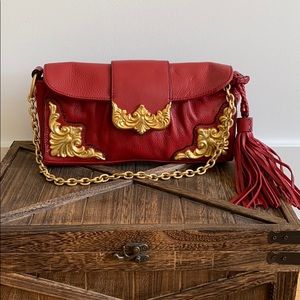 Purse with a statement ❤️